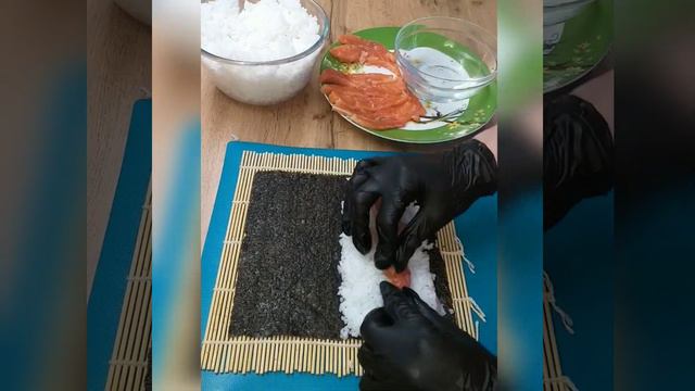 СУШИ классические. Просто и вкусно. смотреть онлайн