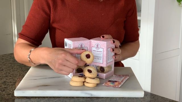 Unna Bakery Jam Drop Cookies смотреть онлайн
