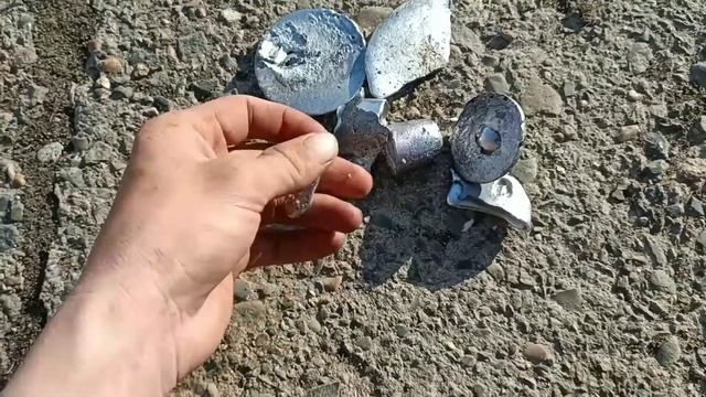 ДОБЫВАЮ СВИНЕЦ ИЗ АККУМУЛЯТОРА!!! ОГРОМНЫЙ СОВЕТСКИЙ АККУМУЛЯТОР!