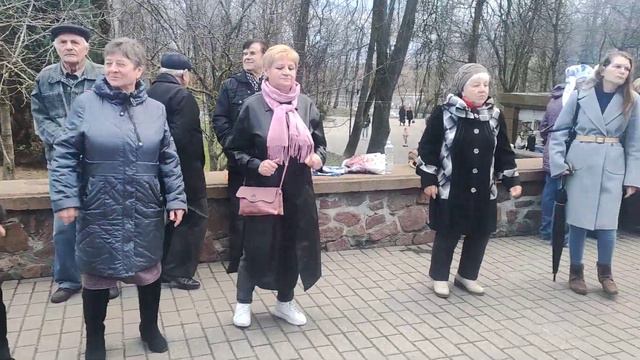 Ягода малинка......26.03.23 Гомель парк Луначарского 🥰 смотреть онлайн