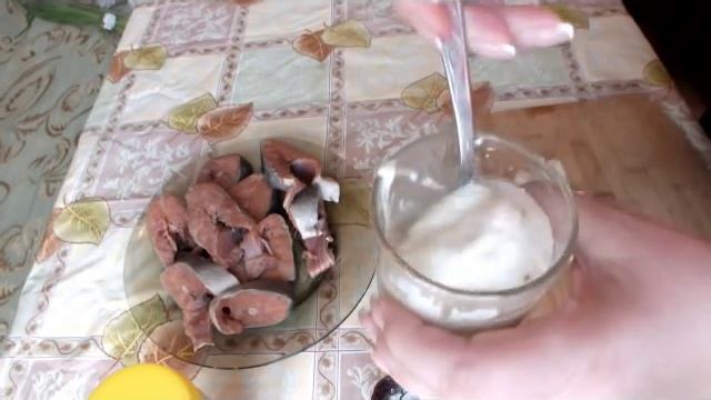 Новогодние рецепты Очень сочная горбуша в сметанном соусе рыба жареная смотреть онлайн