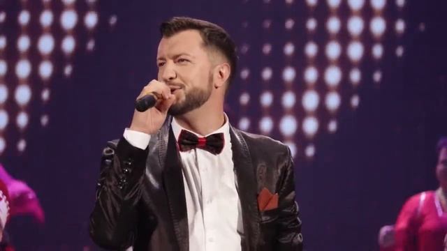 Дмитрий Морозов и анс. "Чаривницы" - "Мне снова 18". Cover смотреть онлайн