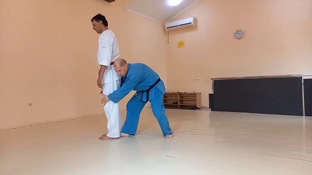 ПОЛЕЗНЫЙ ПРИЕМ из БОЕВОГО САМБО (17) A Useful Technique From Combat Sambo