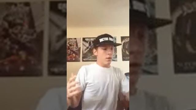 Freshman's Guide: Surviving High School смотреть онлайн