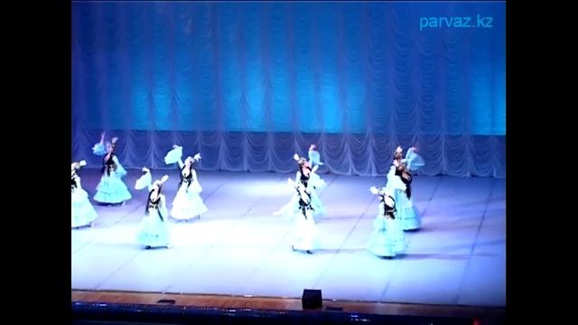 анс. Таджиниса - Казахский танец смотреть онлайн