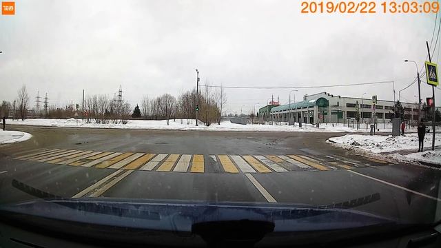 ДЕЛИМОБИЛЬ Летит на красный свет смотреть онлайн