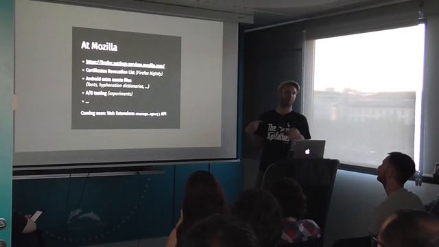 PyBCN Meetup 2016/07 - Kinto: A minimalist JSON storage service by M. Leplatre смотреть онлайн