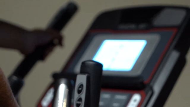 Обзор на эллиптический тренажёр Sole E25