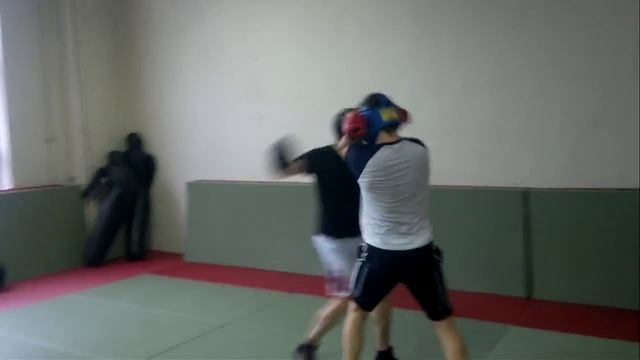 мини группа взрослые смотреть онлайн