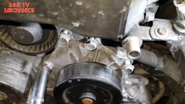 LEXUS IS220D WATERPUMP REPLACEMENT