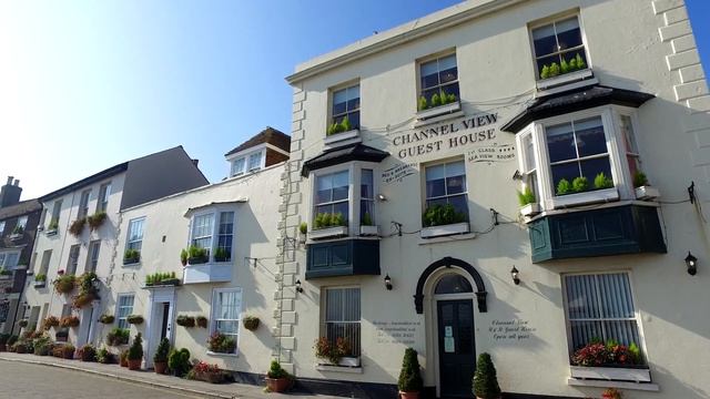 A visit to the coastal town of Deal, Kent смотреть онлайн