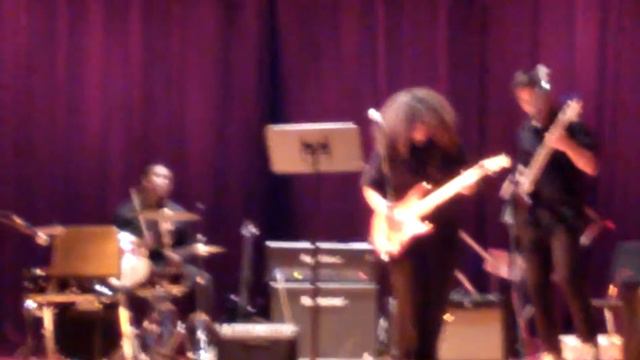 Aj free styling Roadhouse blues смотреть онлайн