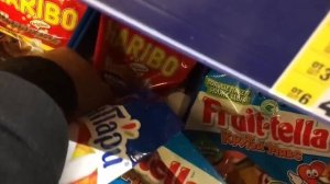 Все ищут этот трек (a lot of candy, Киндер Сюрпризы,Новогодние конфеты, Миринда, Миньоны игрушка)