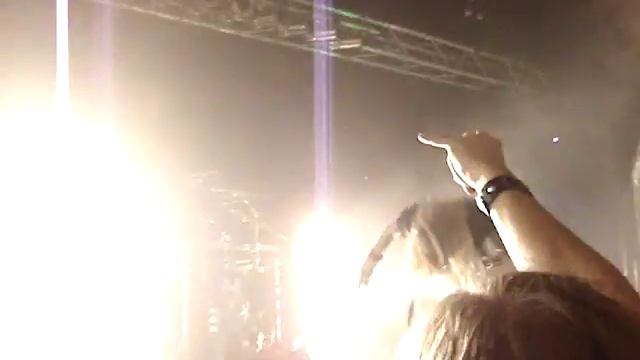 Arch Enemy - Revolution begins (live) @ Rockfabrik смотреть онлайн