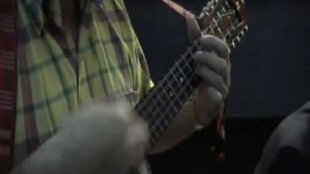 William H. and Patricio Espinoza play 'El Condor Pasa' (fragment) Piano and Charango смотреть онлайн