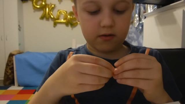 3D Эйфелева башня из пластилина. смотреть онлайн