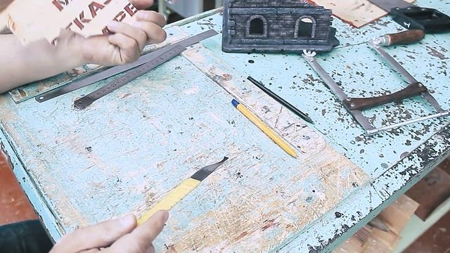 Видео1. Необычное использование ножа по оргстеклу смотреть онлайн