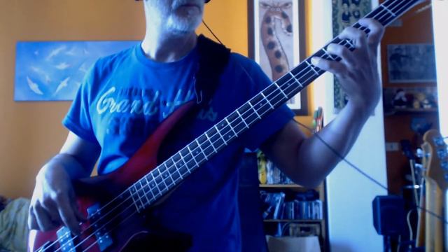 Pink Floyd Money Bass cover / playalong смотреть онлайн