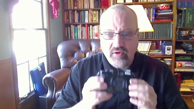 Nikon P7000, Now A Bargain: Saving Savvy With Dr. Mike смотреть онлайн