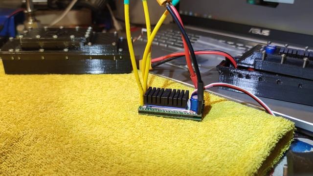 Сравнение двух гермобоксов для универсальных контроллеров RC моделей. смотреть онлайн