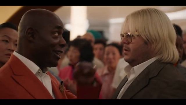 Avenue 5 - Airlock Scene