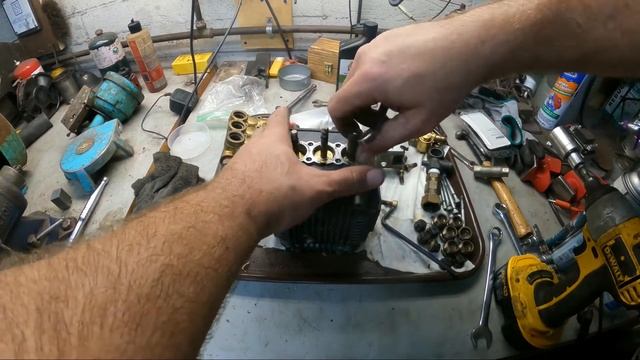Part 1 Pressure Washer Pump Rebuild Annovi Reverberi (AR) XMV3G25D Pump смотреть онлайн