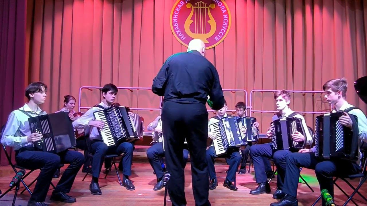 15. М. Мусоргский - «Старый замок» из фортепианного цикла «Картинки с выставки» смотреть онлайн