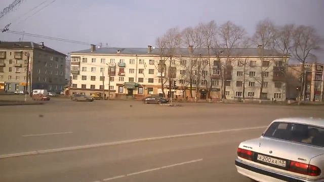 Город Киров из окна троллейбуса 4 троллейбусный маршрут 15 апреля 2015 года Улица Профсоюзная завод