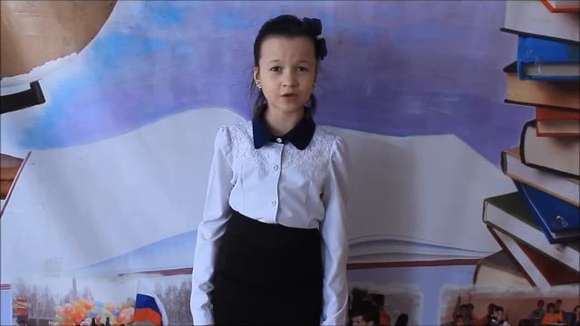Страна читающая — Наталья Кишкина читает произведение «Две Собаки» И. А. Крылова смотреть онлайн