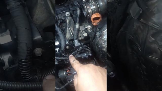 Citroen c-elysse. где находится датчик распредвала. не заводится. смотреть онлайн