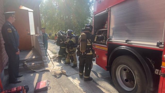 Пожарно тактические учения в детской клинической больнице № 13 города Перми смотреть онлайн