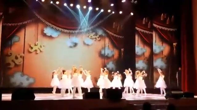 Танец "Феи драже" в исполнении воспитанников МАДОУ "Росинка" смотреть онлайн