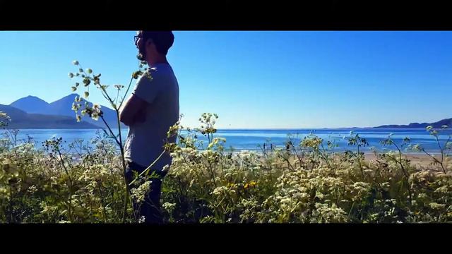 Tesla X Fjord Tour смотреть онлайн