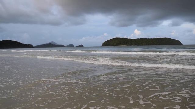Малаккский пролив. Северная часть острова Лангкави. Strait Of Malacca near Langkawi island. Малайзи смотреть онлайн