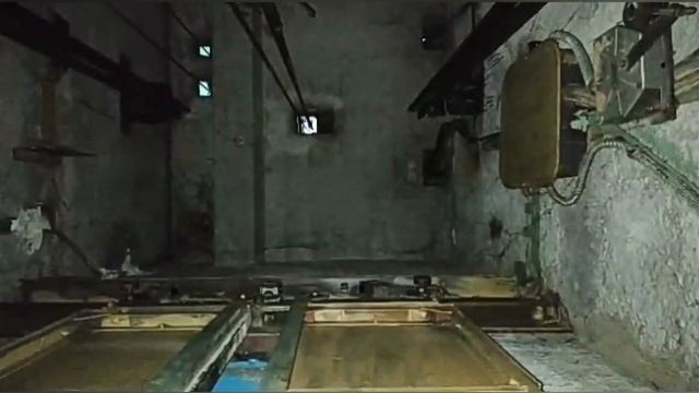 Как работает лифт внутри шахты/вид в шахту с крыши кабины лифта смотреть онлайн