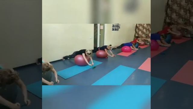 Спарк, фитнес центр смотреть онлайн