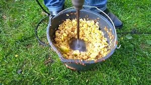 дробление яблок для отжима сока дрелью