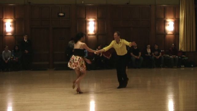 Tyler & Sarah - Jive смотреть онлайн