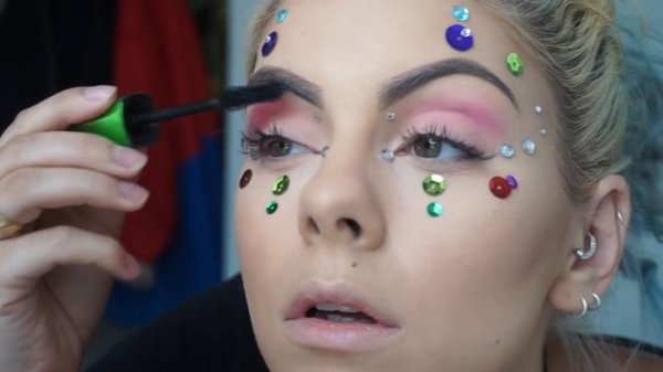 The Neon Demon - Makeup Tutorial | Sophie Hannah Richardson