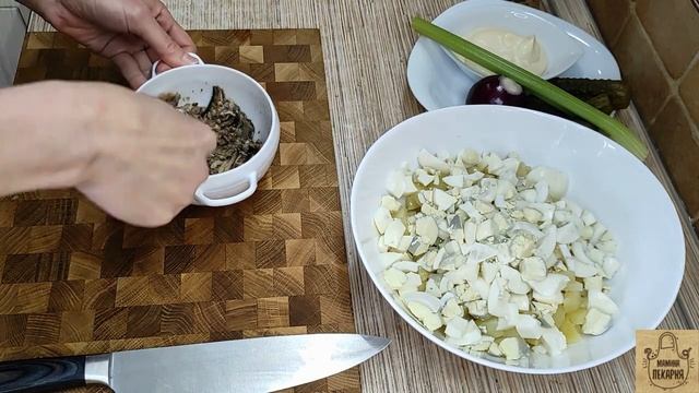 Картофельный салат со шпротами! Рекомендую попробовать! смотреть онлайн