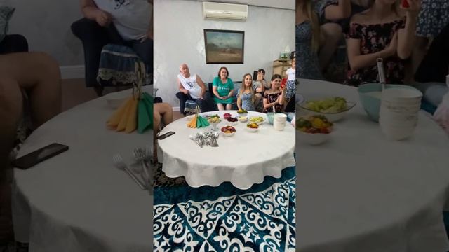 Именно так встречают гостей ! Казахстан смотреть онлайн