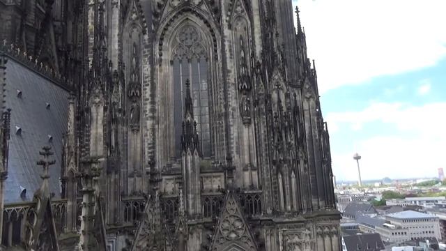 На заметку болельщику ЧМ-2016. Экскурсия по кельнскому собору смотреть онлайн