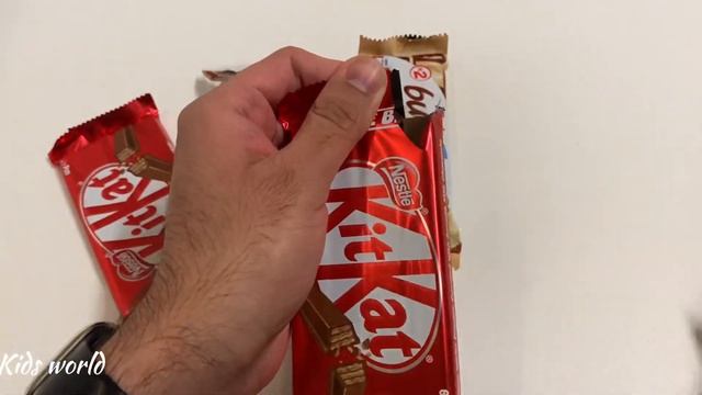 Unwrapping Lots of Chocolate & Candies - Kit Kat, Kinder Bueno ? смотреть онлайн