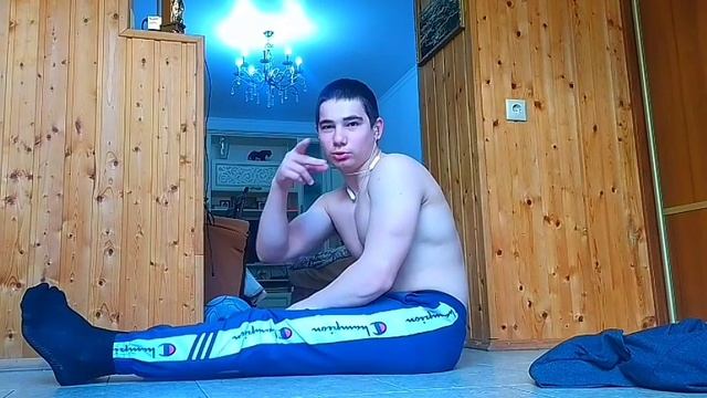 Как Сесть На ШПАГАТ РАСТЯЖКА МЫШЦ НОГ ДЛЯ НАЧИНАЮЩИХ смотреть онлайн