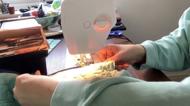 DIY QUILTED JACKET - No Pattern Required, Beginner Sewing Friendly смотреть онлайн