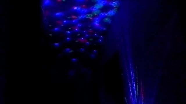 Новогоднее световое украшение дома. смотреть онлайн