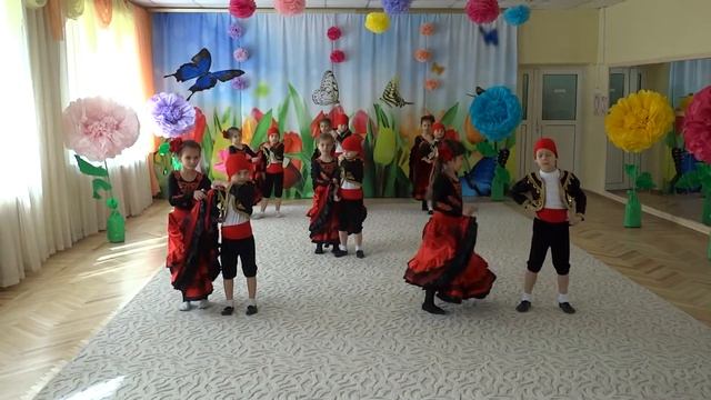 Испанский танец. Пасодобль, Старшая группа детсада № 160 г. Одесса 2018. смотреть онлайн