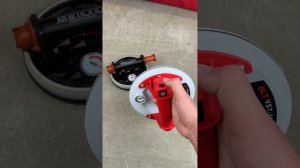 Присоска DLT VST-200 для рельефной плитки с АВТО подкачкой и белой резиной  сравнение с Raimondi