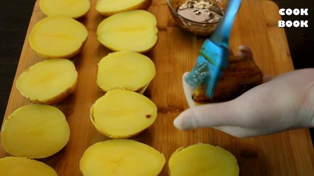 ?Как Приготовить КАРТОФЕЛЬ БЫСТРО и ВКУСНО - Лучший Рецепт Для Лета! КАРТОФЕЛЬ На УГЛЯХ? #юлякукбук смотреть онлайн