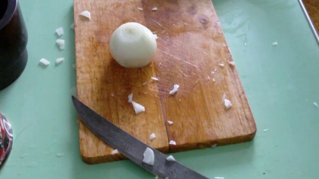 нарезка луковицы "как тот индус" cutting onion like "that indian" смотреть онлайн